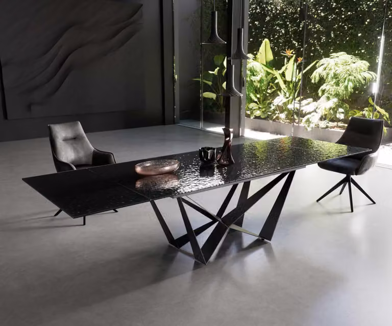 DELIFE Eetkamertafel Edge uitschuifbaar met rokerig zwart gesmolten glas en zwart stalen onderstel B: 200-300 cm, D: 100 cm, H: 78 cm