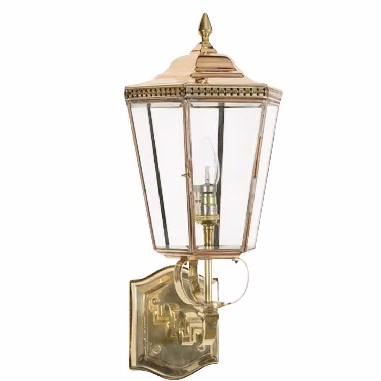 Limehouse Chelsea landelijke buitenlamp messing met transparant glas