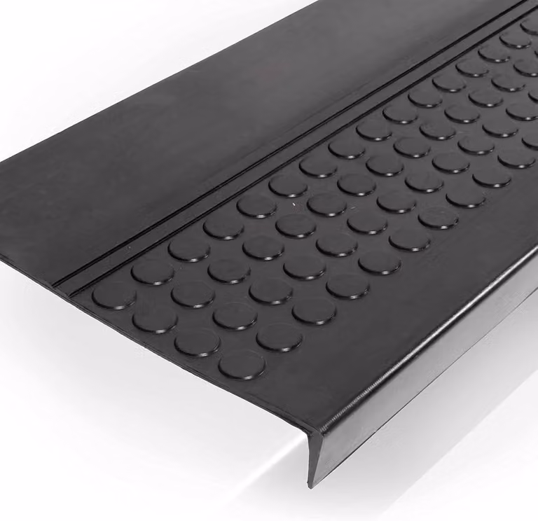 Antislip Trapmatten Rubber Zwart voor extra veiligheid binnen en buiten 150 x 30 cm