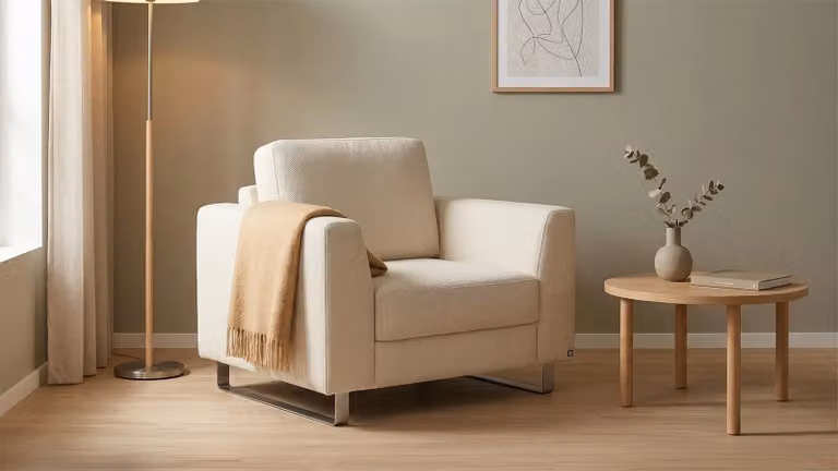 BRUNO slaapstoel beige met massief houten frame en boxspringcomfort