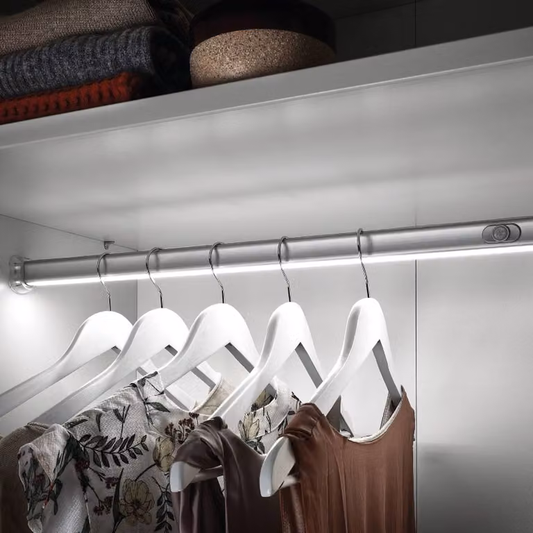 Hera LED-kledingstanglamp met bewegingssensor, grijs/zilver, aluminium en metaal