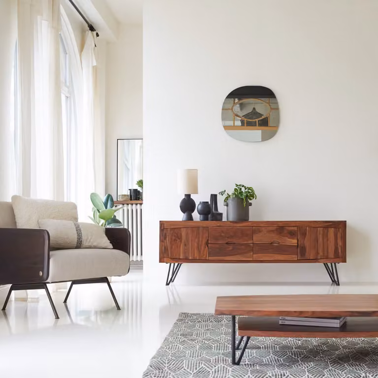 Tikamoon Bonnie Tv-meubel van massief sheesham hout in bruin - B: 180 cm, D: 45 cm, H: 62 cm