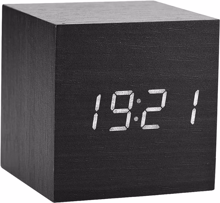 Moderne Houten Cube Klok met LED Display, Digitale Alarmfunctie en Temperatuurweergave voor op je Bureau of in je Slaapkamer