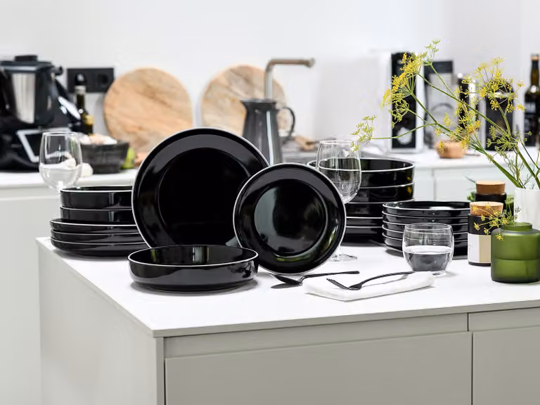 Creatable Nordic Gourmet Black 18-delig servies voor 6 personen, zwart en wit, steengoed, B/D/H: 43 x 32 x 44 cm
