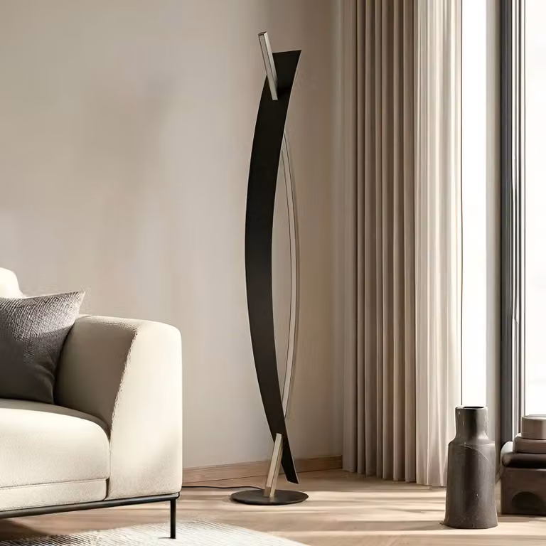 Lucande Marija LED vloerlamp, zwart en goud/messing, modern, dimbaar