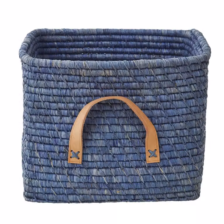 RICE opbergmand van blauw raffia met open weefsel