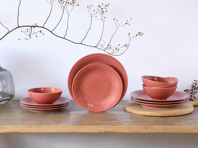 CreaTable Orient Mandala 12-delige porseleinen serviesset rood met bloemenmotief