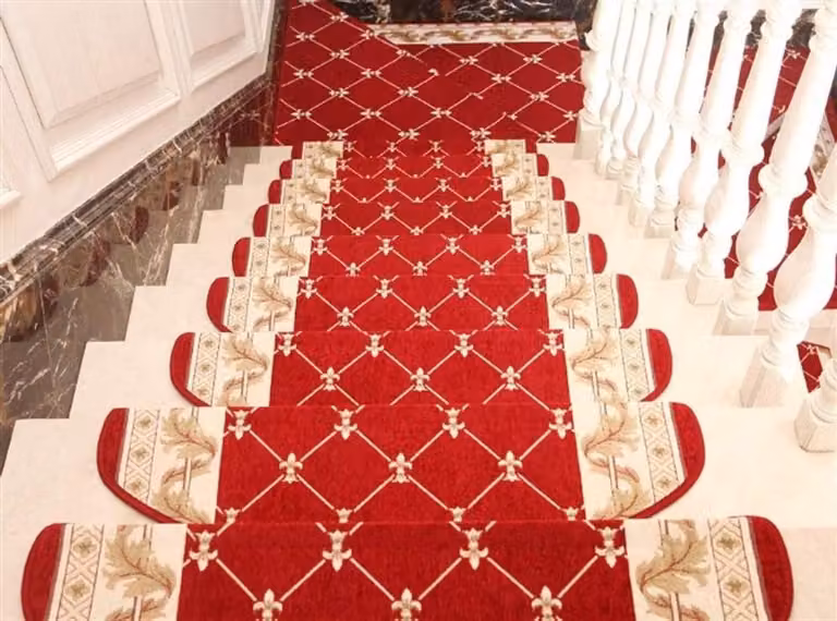Zelfklevende trapmatten antraciet - Wasbaar en herbruikbaar traptapijt ter bescherming van je trap - 24 x 80 cm