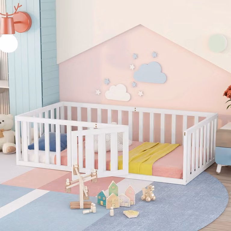 Wit Kinderbed van Massief Hout met Hek en Deurtje, B/D/H: 90 x 200 cm