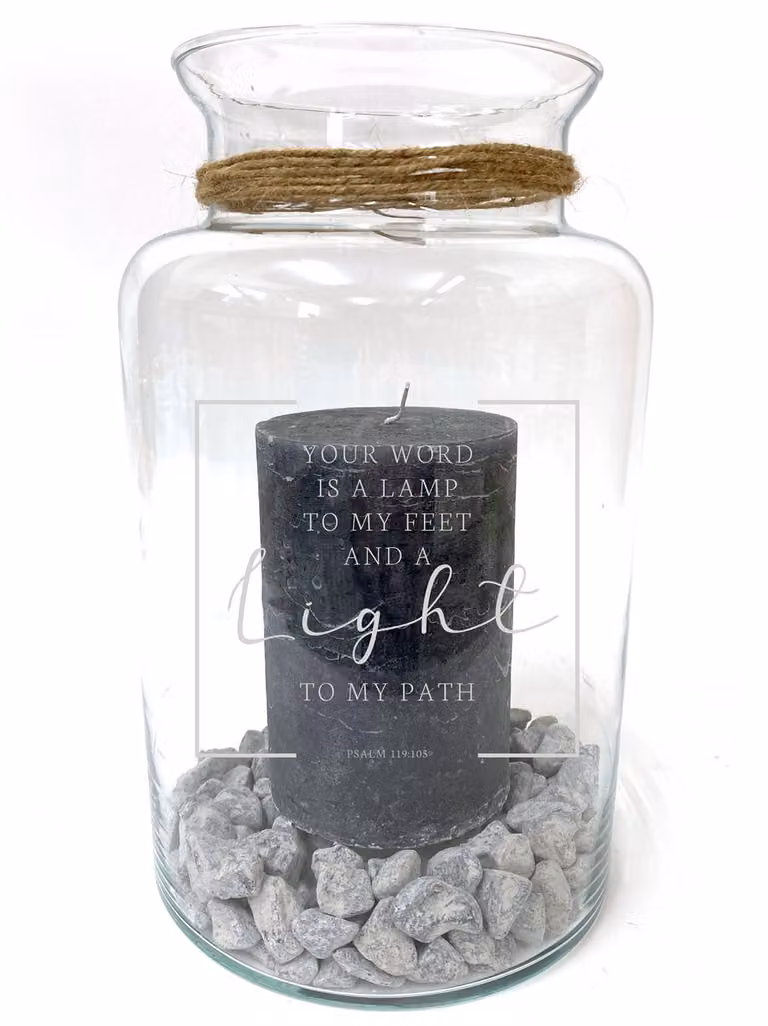 Lantaarn met gegraveerde tekst Psalm 119:105 Hoogte: 30 cm, Diameter: 16 cm