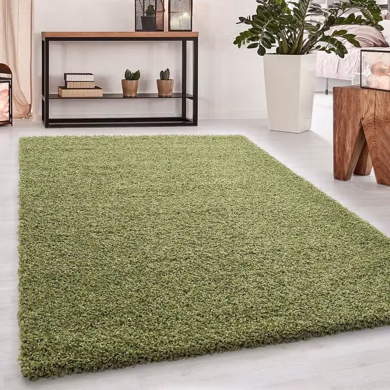 Zacht en hoogpolig vloerkleed met effen design in groen, B/D: 120 x 170 cm