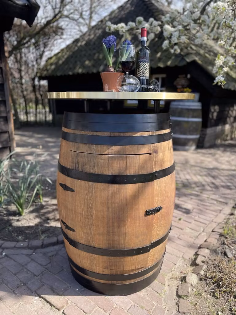 Statafel van gebruikt eiken wijnvat, 225 liter, B/D/H: 103 x 80 x 40 cm
