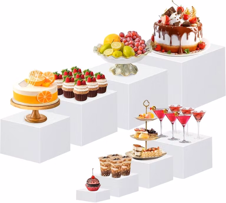 Set van 8 witte acryl cake displays voor buffetten en desserttafels