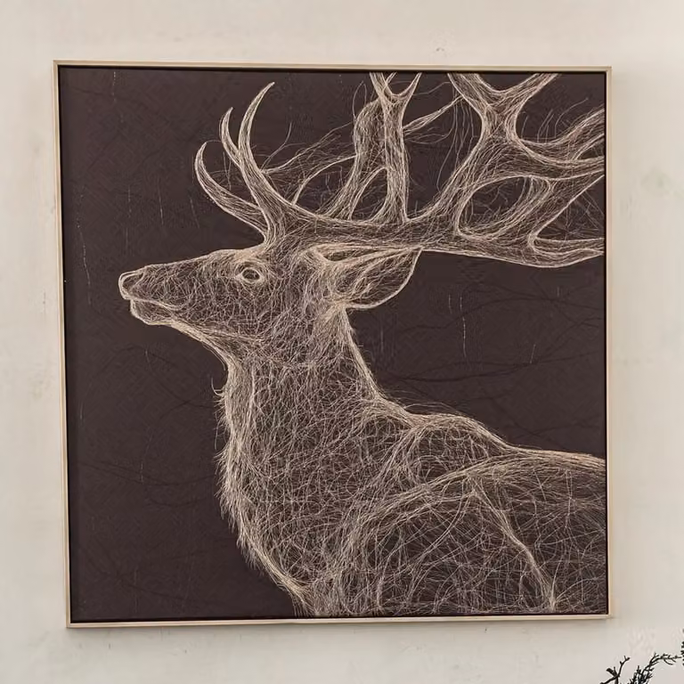 Wandpaneel Nole donkerbruin rendier met Scandinavisch design