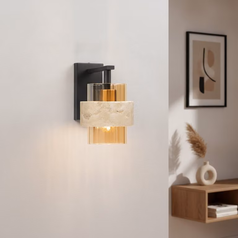 Moderne wandlamp Lyora Melony in zwart met glas en metaal