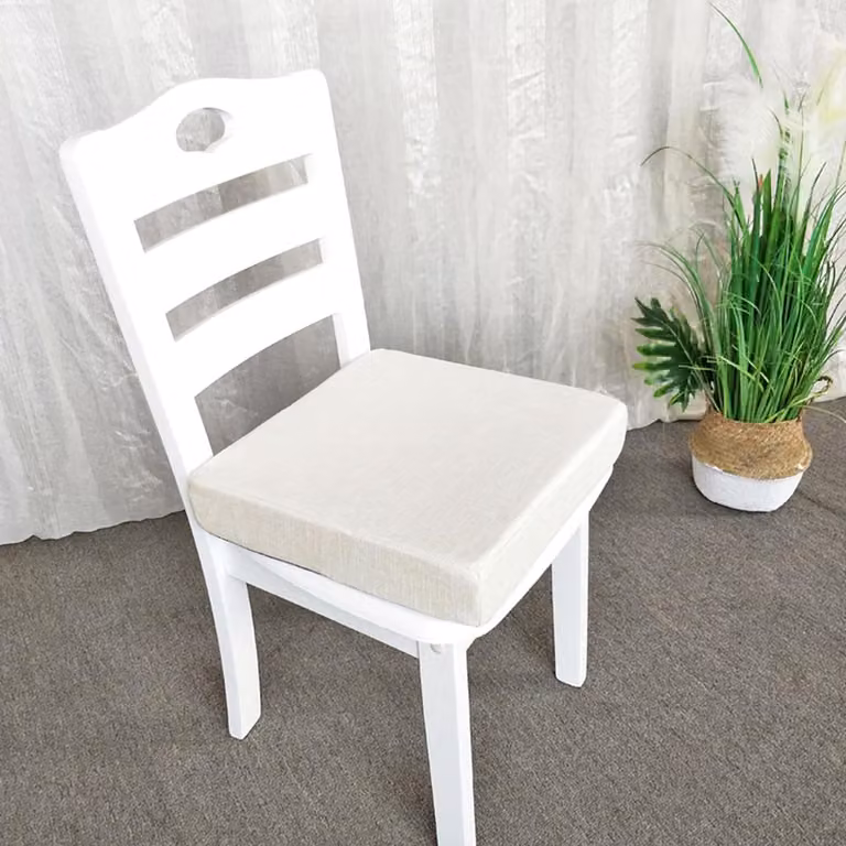 Beige Stoelkussen - Comfortabel Zitverhoger en Bankkussen met Antislip Onderkant - 40 x 40 cm