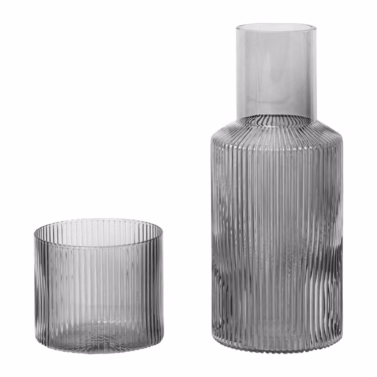 Ferm Living Ripple karafset van glas in smoked grey