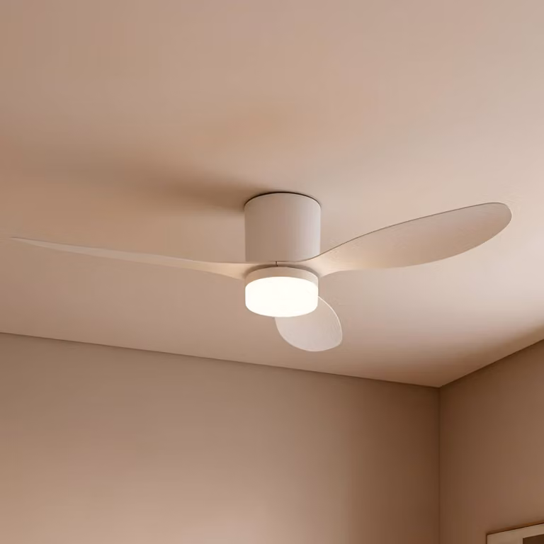 Lucande Kayu LED plafondventilator, wit/opaal, modern, Ø 132 cm