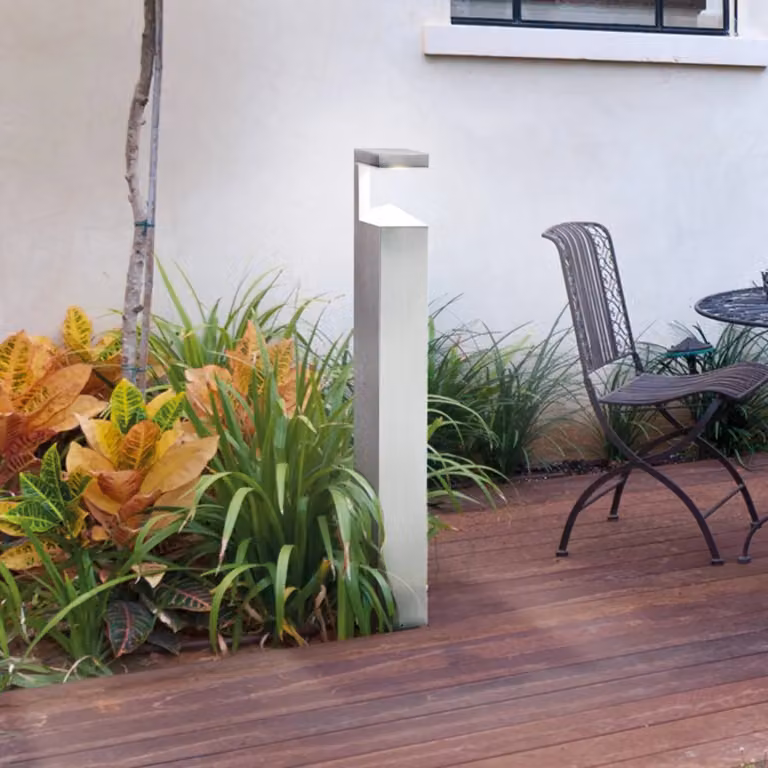 Osram Endura Style Pyramid LED solar tuinpadverlichting in grijs en zilver, roestvrij staal en aluminium, IP44