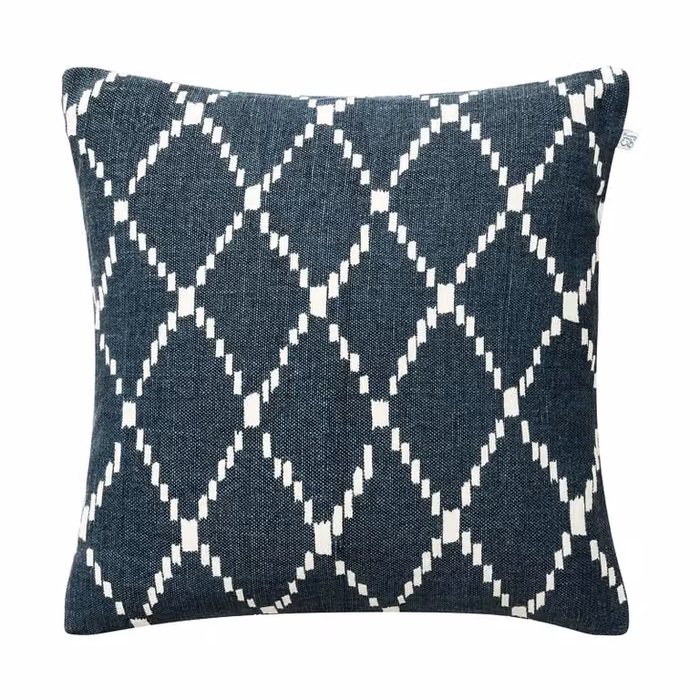 Chhatwal & Jonsson Ikat Kerela kussenhoes, Blauw-wit, 50 x 50 cm