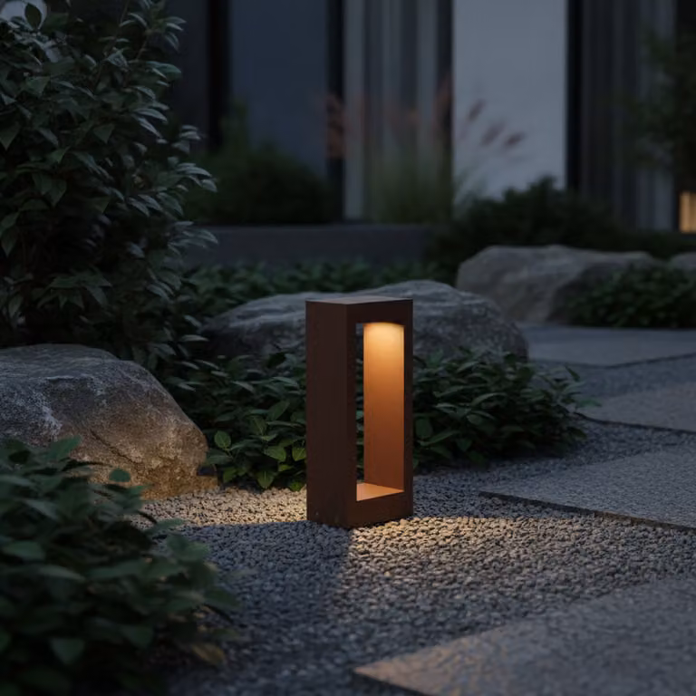 Lyora Dolix Solar Tuinlamp - Bruin - Hoogte: 30 cm