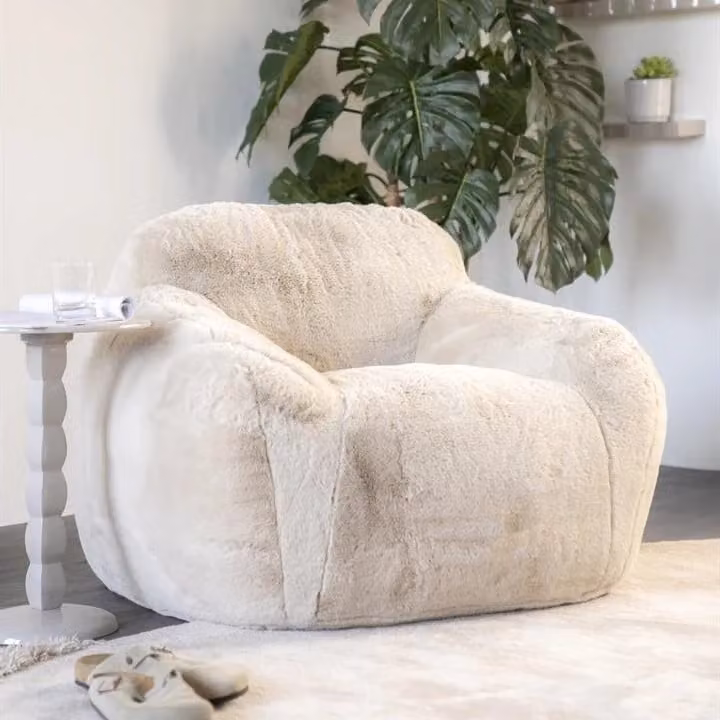 By Boo Fauteuil Hug beige van faux suede