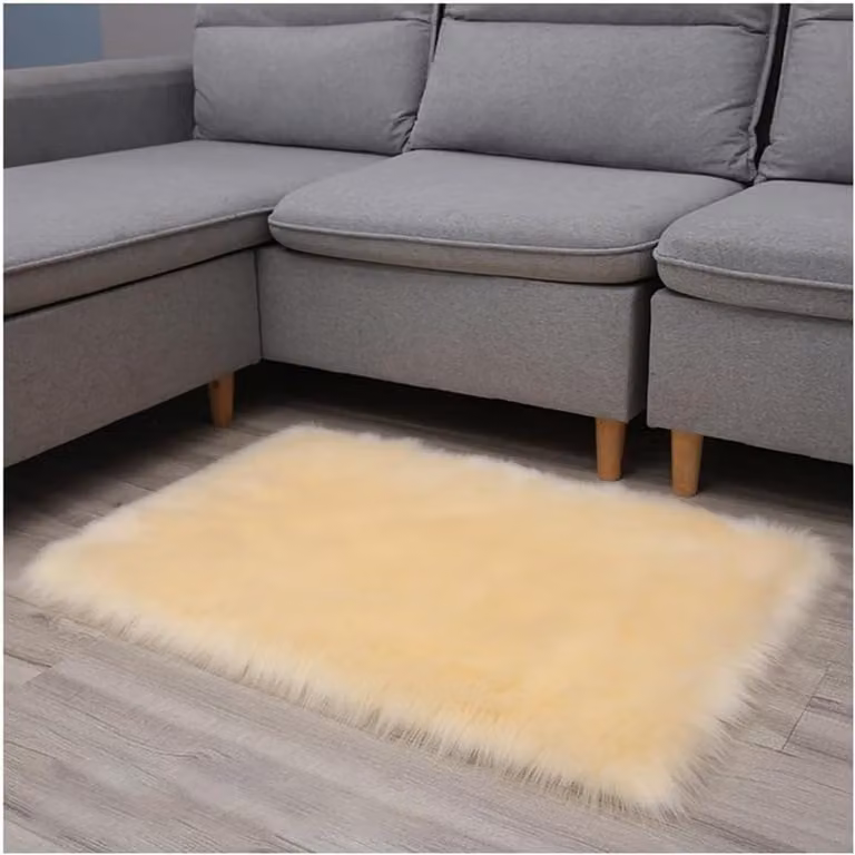 Beige Hoogpolig Tapijt - Modern Rechthoekig Bontkleed voor de Woonkamer - 150 x 180 cm
