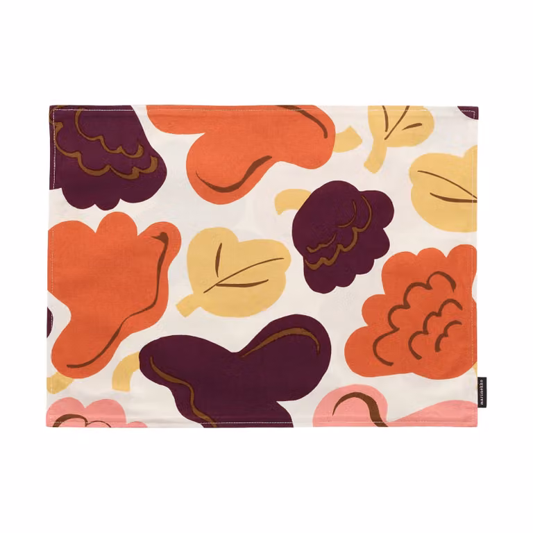 Marimekko Pieni Kukasta Kukkaan Acryl placemat Off white-pruim-roze-terracotta