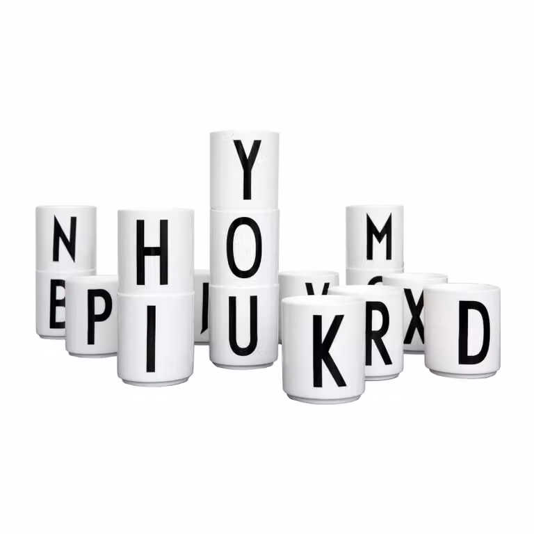 Design Letters Beker T wit keramiek