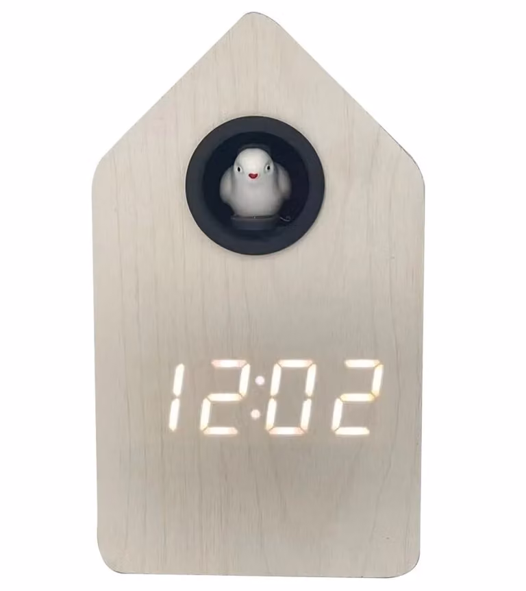 Karlsson Digitale LED Alarmklok met Snoozefunctie, Modern Huisvormig Design, Wit Houtfineer