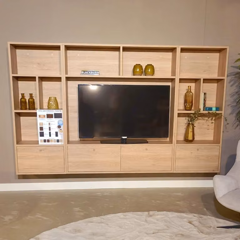 WoonMax Blackburn Mwand tv meubel Blond oak met beige details B: 254 cm, H: 32 cm, D: 154 cm
