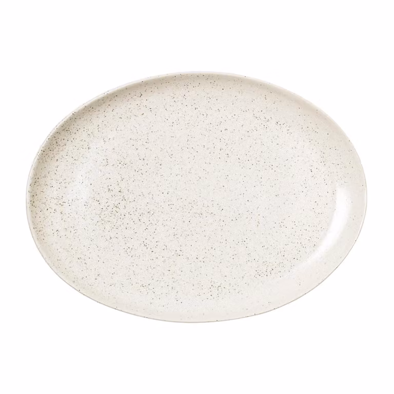 Broste Copenhagen Nordic Vanilla ovale schotel en set van 4 borden in Cream met grains