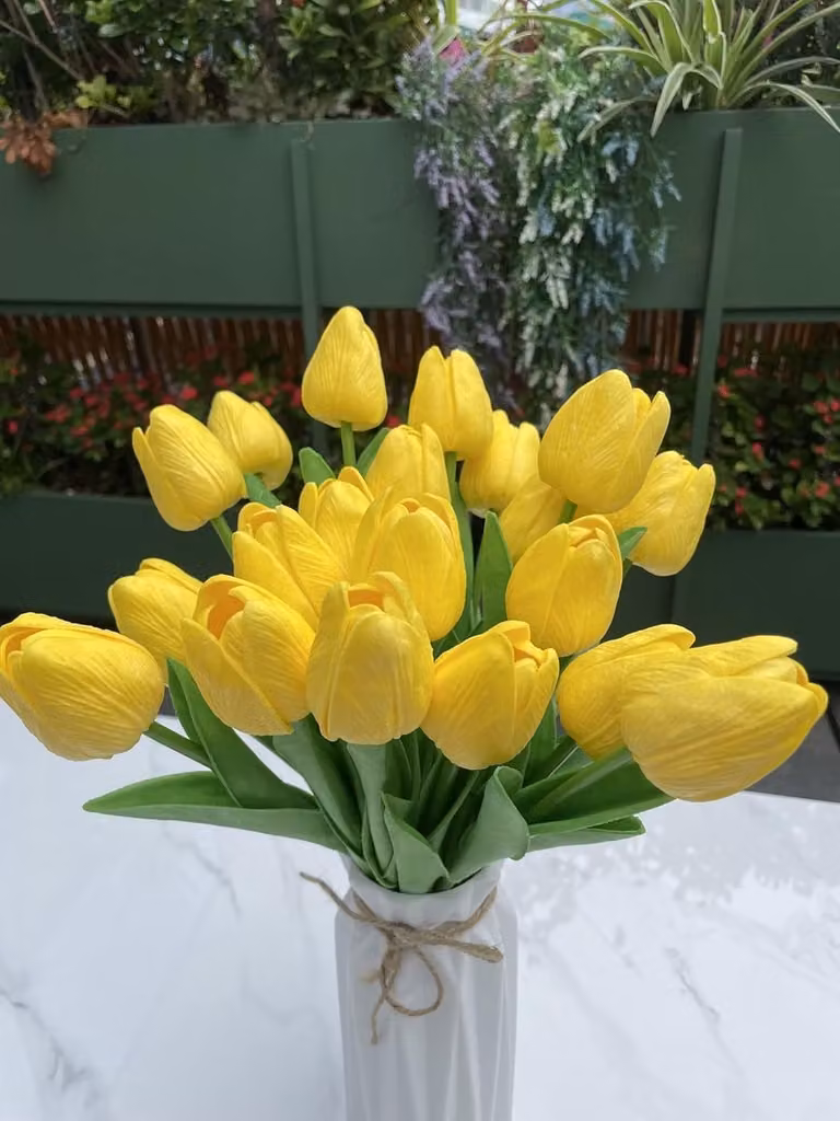 20 stuks Real Touch PU Tulpen Kunstbloemen Geel voor Bruiloft en Huisdecoratie