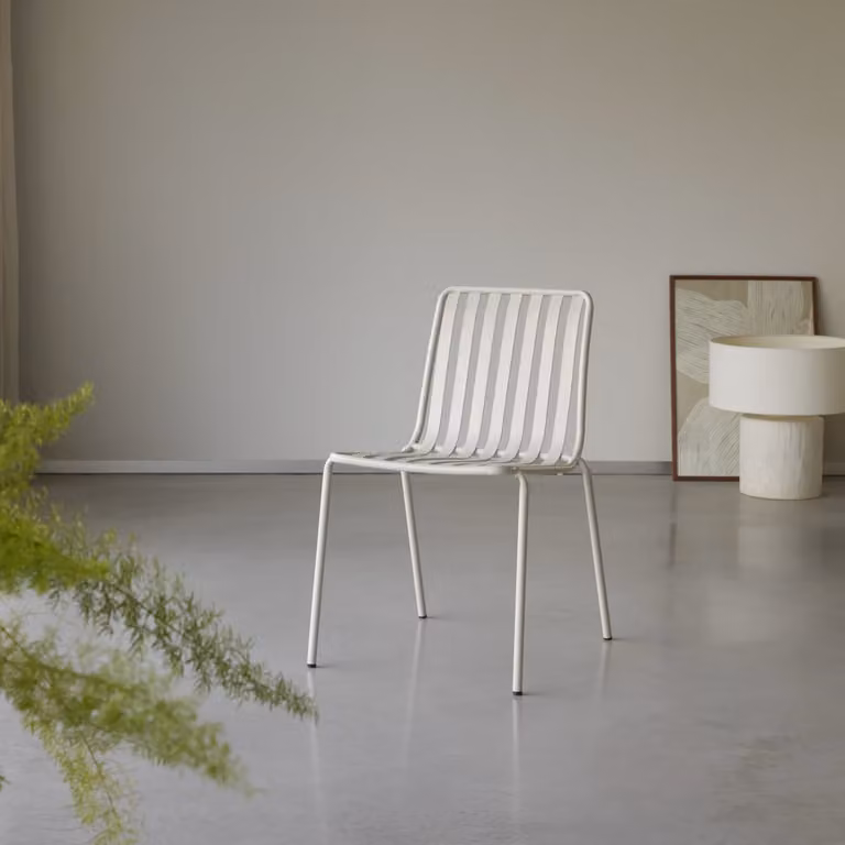 Tikamoon Gaby moderne metalen stoel - Beige/Wit - H 79,5 x B 58,0 x D 50,5 cm