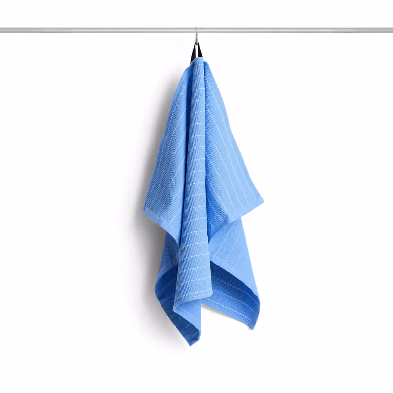 HAY Canteen keukendoek Sky blue pinestripe 52 x 80 cm