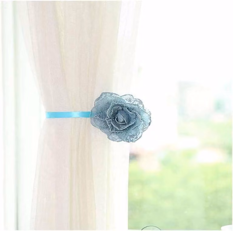 Blauwe magnetische bloemen gordijnhouders van 30 cm voor het decoreren van je gordijnen