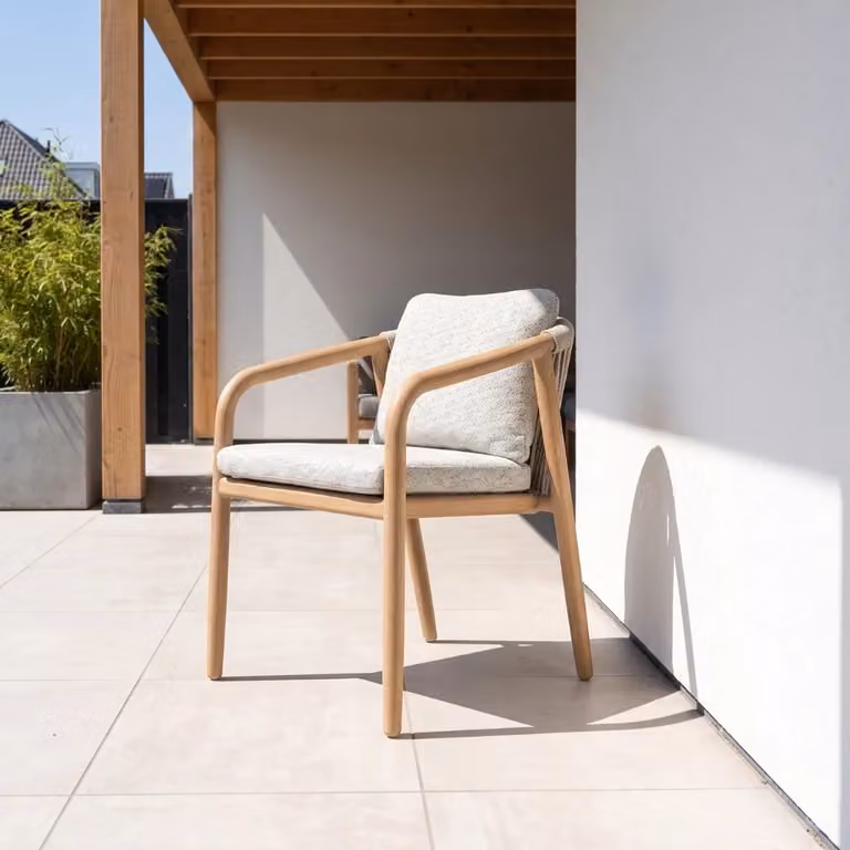 Serenza dining tuinstoel met touw en aluminium in beige