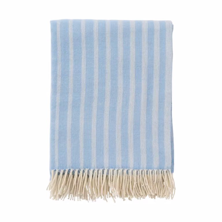 Klippan Yllefabrik Irregular stripes wollen plaid Infinity blue, 130 x 200 cm