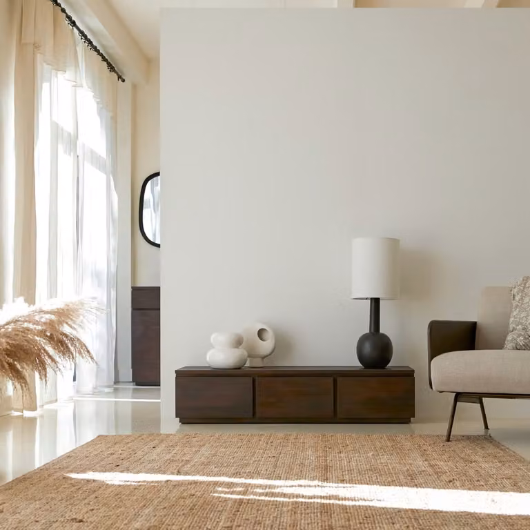 Tikamoon Eva Massief Mahoniehouten Tv-meubel - Bruin - B: 135 cm, D: 40 cm, H: 30 cm