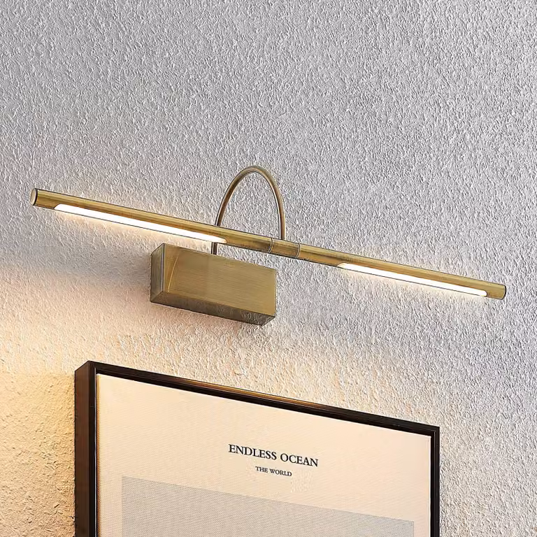 Lucande Fehmke LED wandlamp voor schilderijen of spiegels in brons en antiek messing