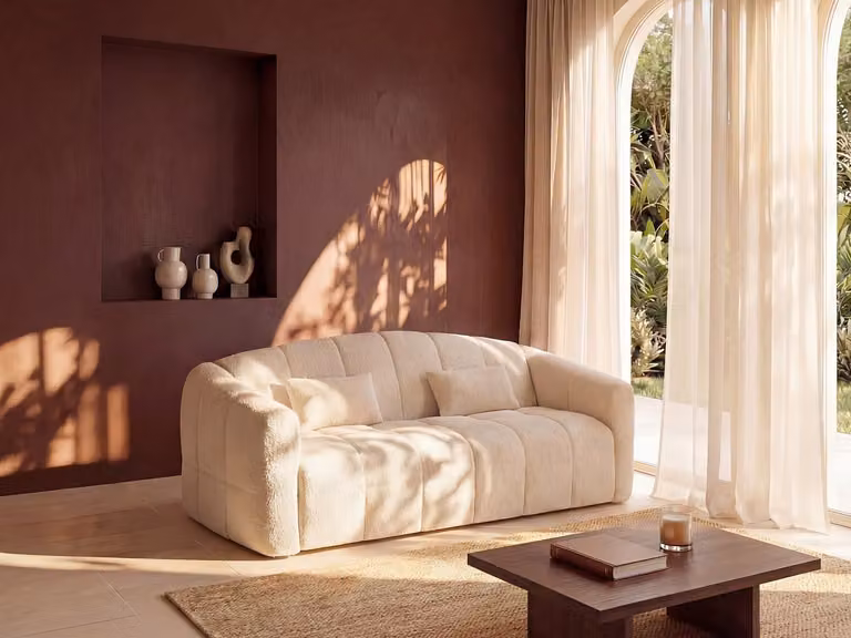 Vente-unique RETUNA II Vierzitsslaapbank van beige boucléstof met slaapfunctie en matras van 160 x 190 cm