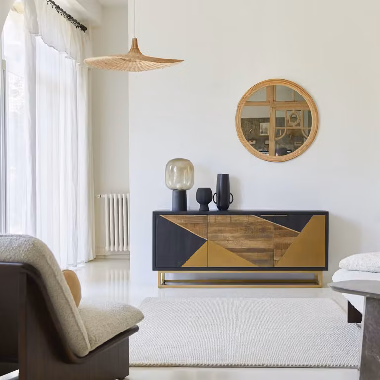 Tikamoon Eiken dressoir zwart met mediacompartimenten Breedte: 160 cm