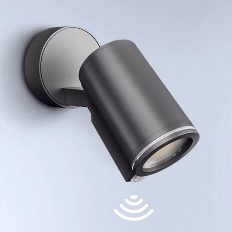 Steinel Spot ONE Sensor Buitenwandlamp, Zwart, IP44, met Bewegingssensor en Schemersensor