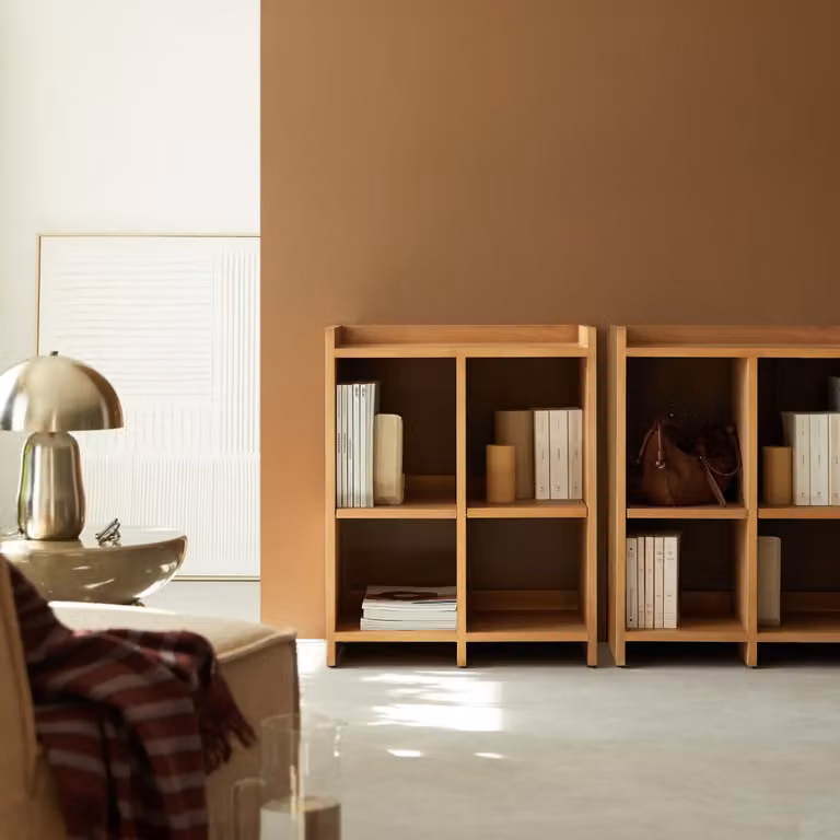 Tikamoon Lage boekenkast van massief mahoniehout - Bruin - B/D/H: 75 x 35 x 60 cm