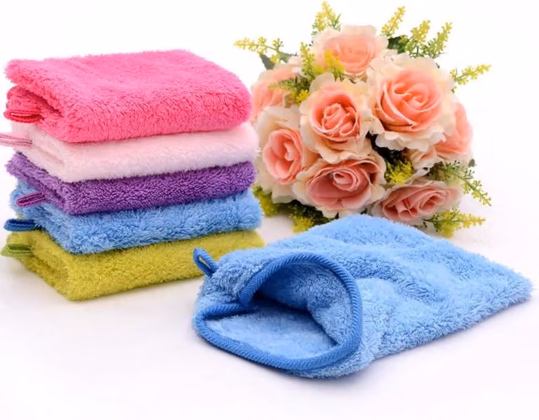 Set van 4 extra zachte washandjes in gemengde kleuren voor het reinigen van je gezicht