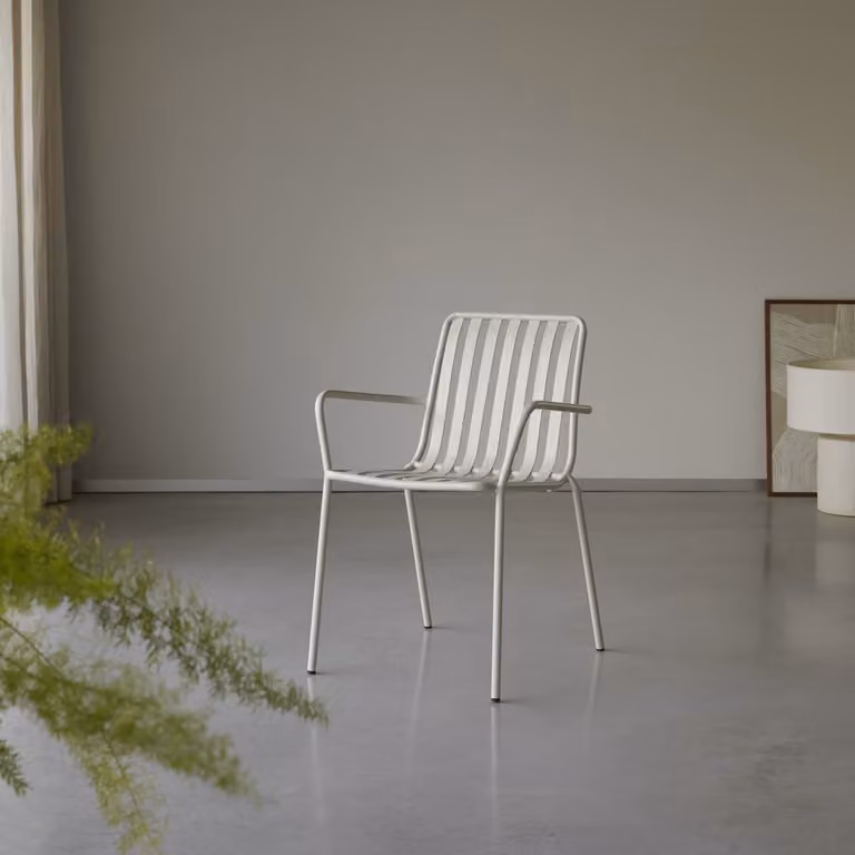 Tikamoon Moderne Metalen Fauteuil - Beige - B/D/H: 79,5 x 56 x 58 cm