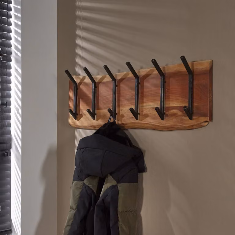 WoonStijl Kapstok Edge met 2x6 haken van massief acacia hout in naturel en zwart