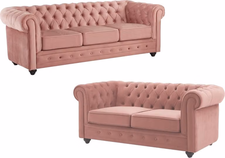 Chesterfield bank in pastelroze velours, verkrijgbaar als twee- of driezitsbank met afneembare hoezen