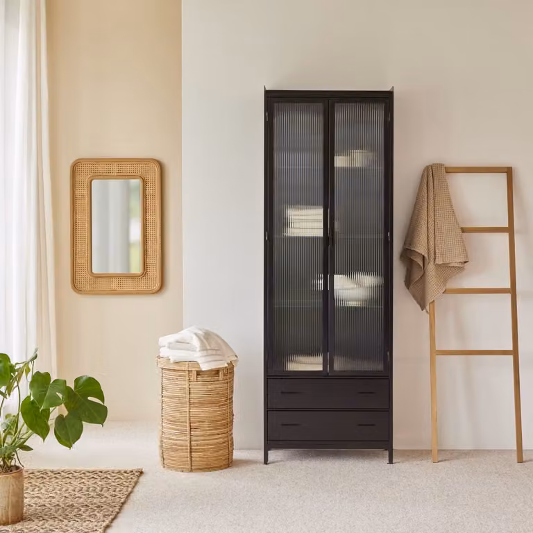 Tikamoon Moderne Metalen Kast met Glazen Deuren en Lades - Zwart - B: 100 cm, D: 40 cm, H: 212 cm