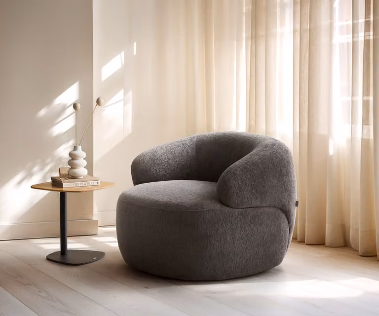 DELIFE Fauteuil Nova Lounge in Soft Mud Bouclé met Armleuningen